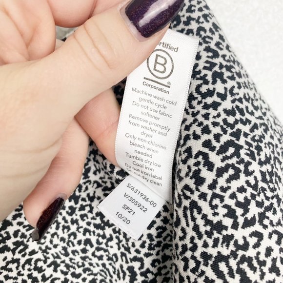 Athleta | Salutation Stash II Micro Cheetah Textured Tight - Picture 8 of 8